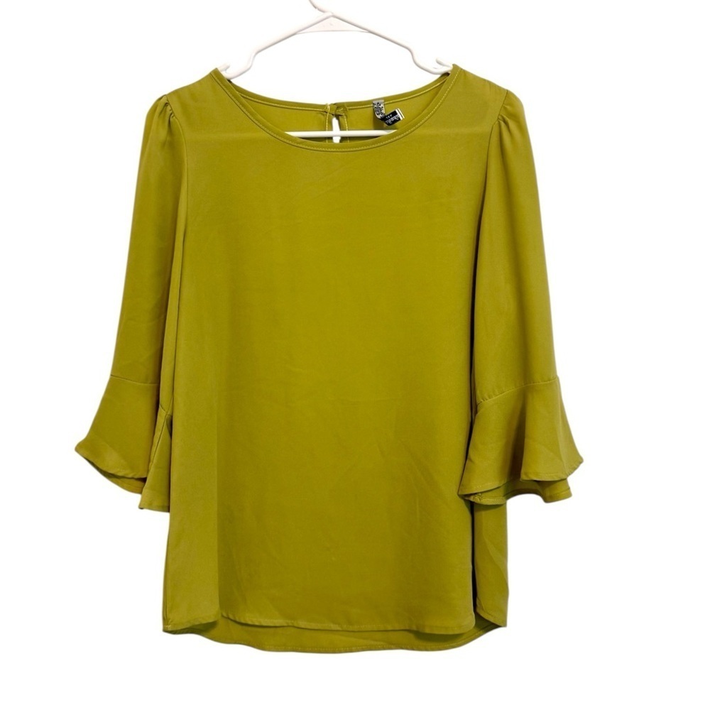2/$15 Yahada Lime Green Flare Sleeve Blouse Medium Boho Bell Sleeve Top
